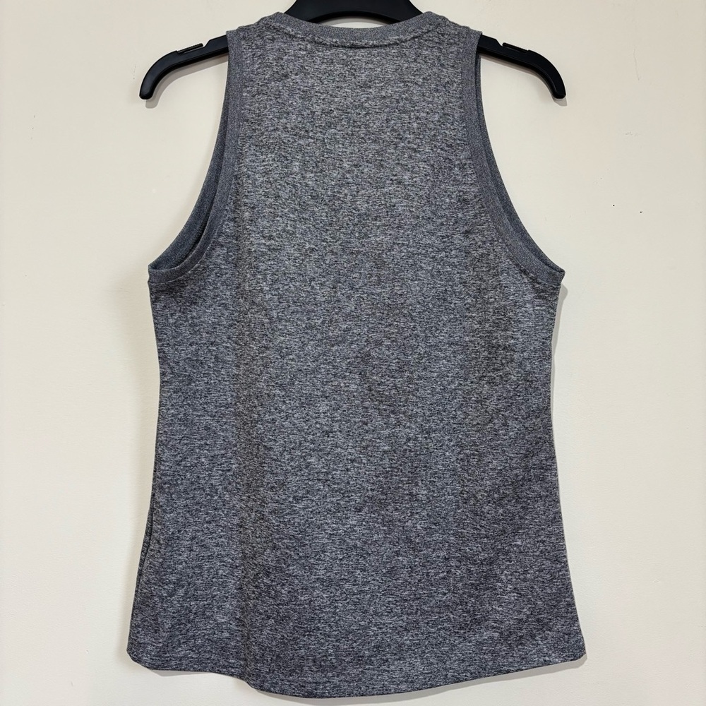 Nike Dri Fit women's XS Heather Gray breathe running Gym Workout tank Top - Picture 2 of 16
